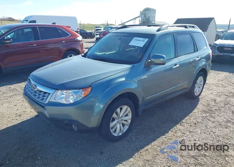 2013 Subaru Forester 2.5X Limited из США, поврежденный, VIN JF2SHAECXDH406676